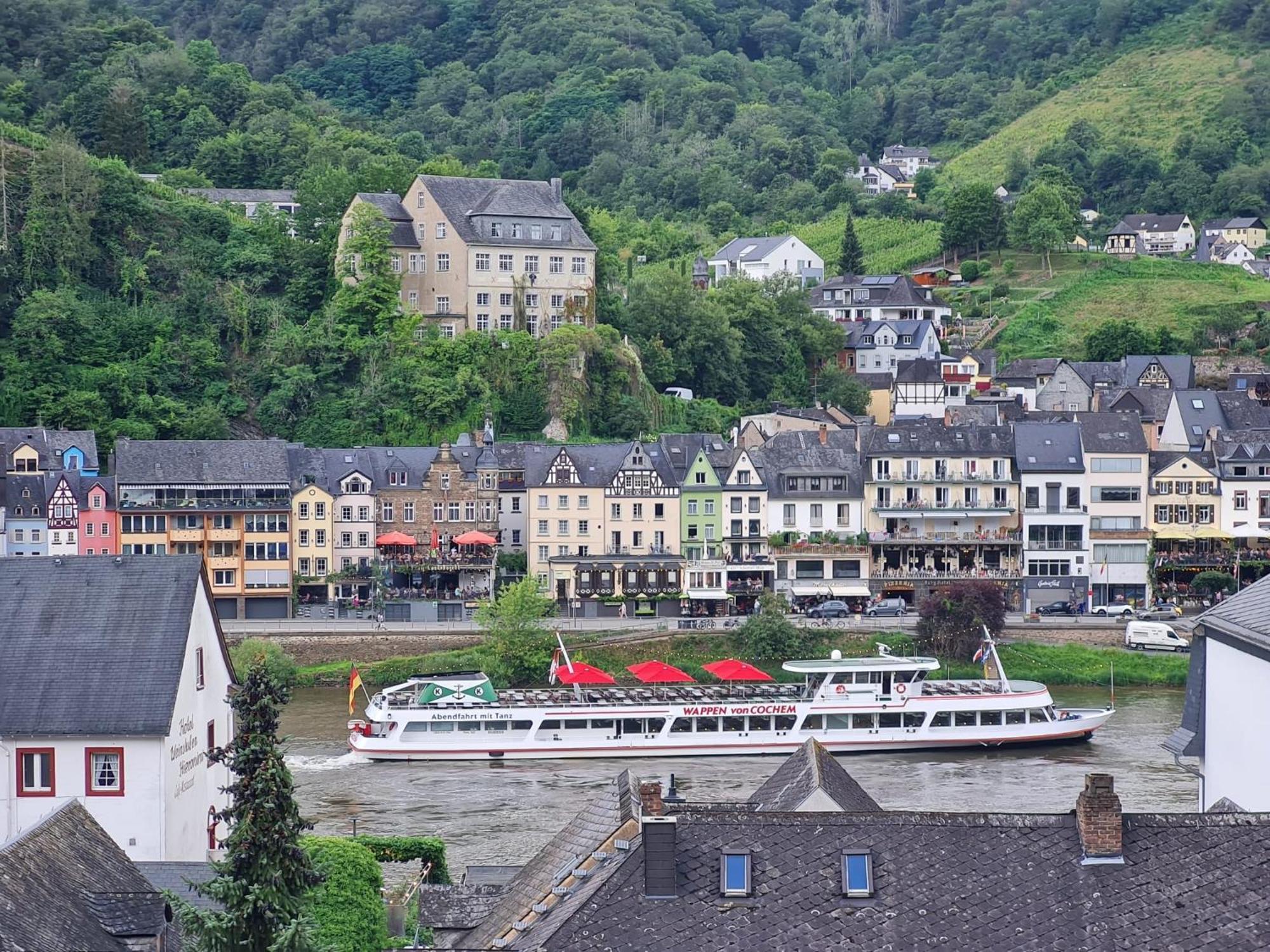 Ferienwohnung Burgenblick Cochem Exterior photo